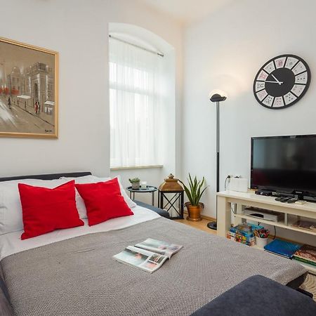 Apartman Lussi Pula Exterior foto