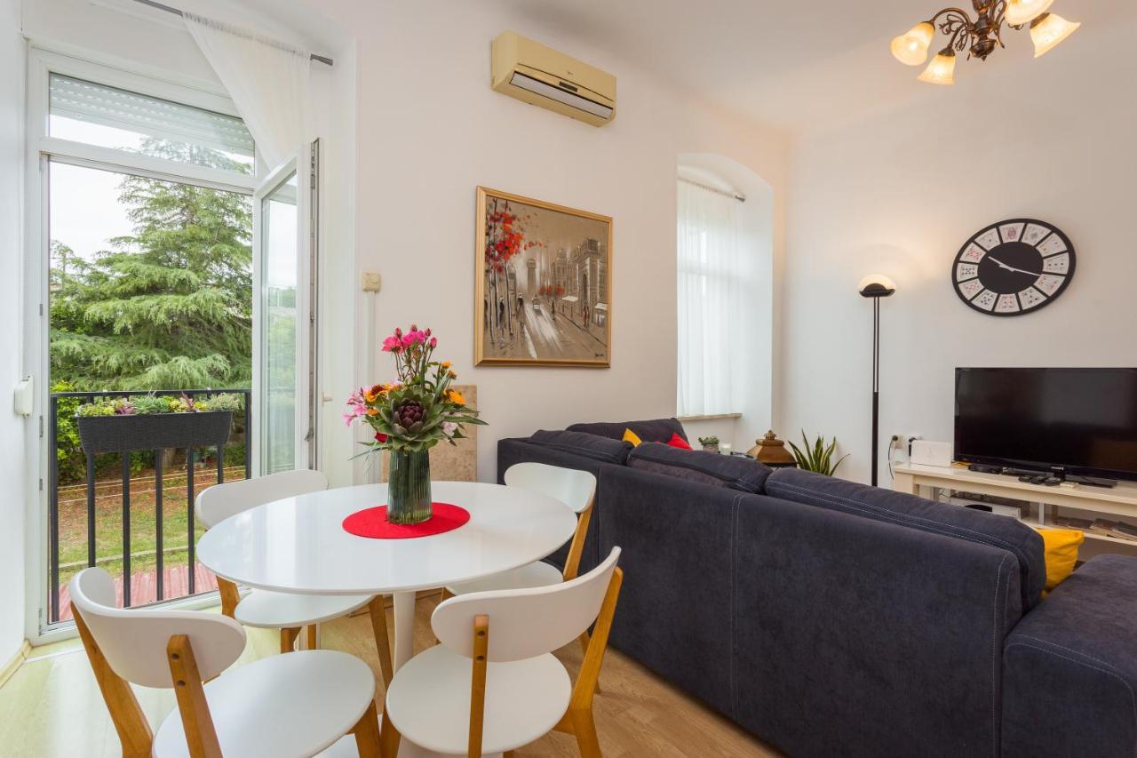 Apartman Lussi Pula Exterior foto
