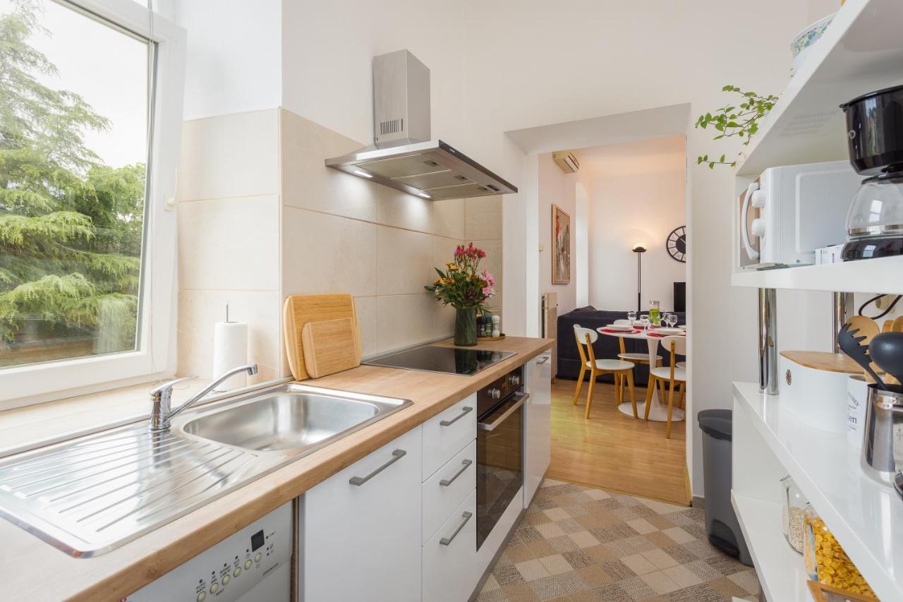 Apartman Lussi Pula Exterior foto