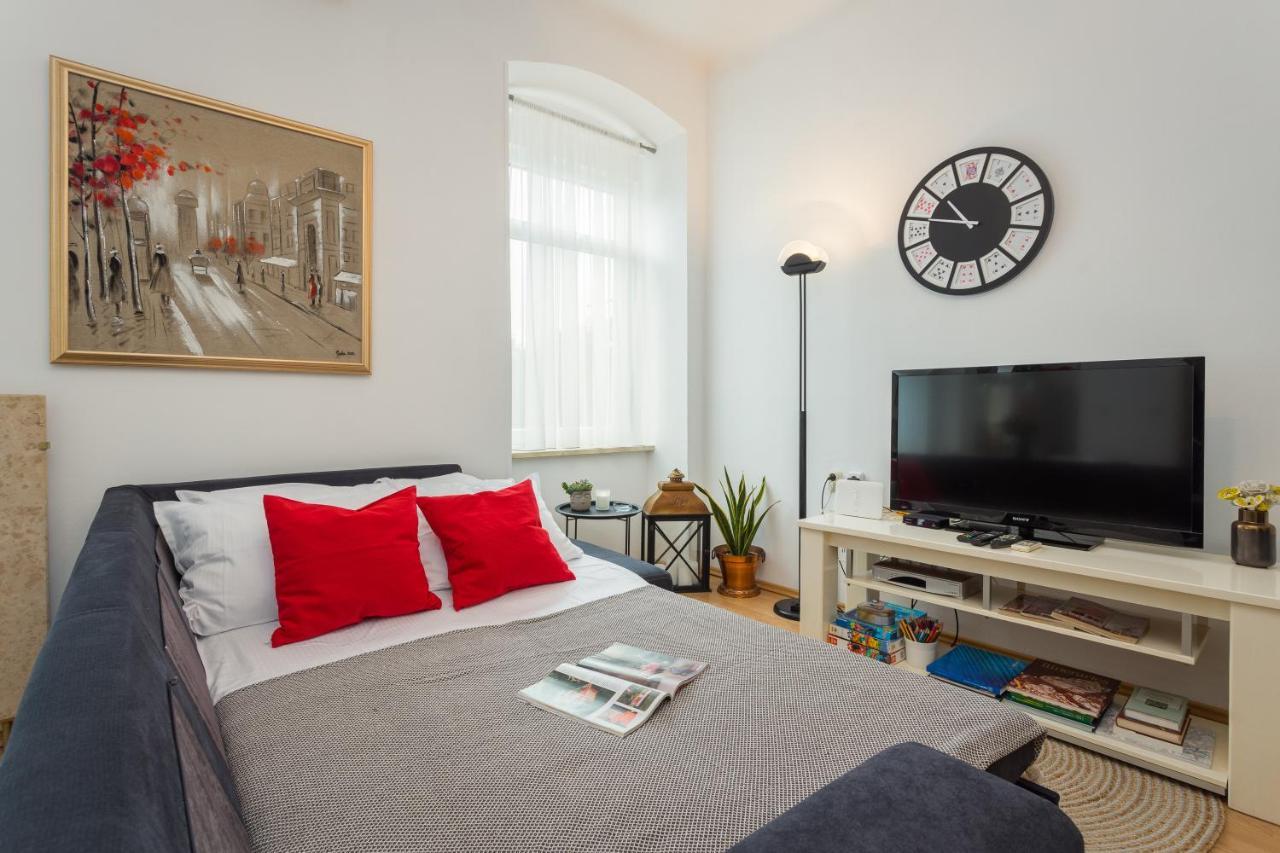Apartman Lussi Pula Exterior foto