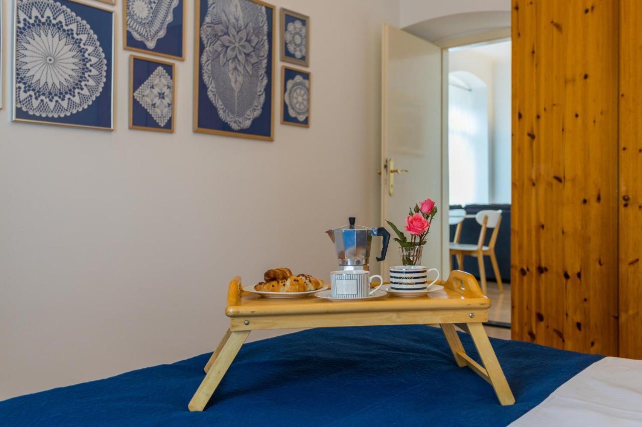 Apartman Lussi Pula Exterior foto